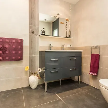 Goldhome - De Lujo Piscina Climatizada Con Jacuzzi 12 Personas Villa Empuriabrava