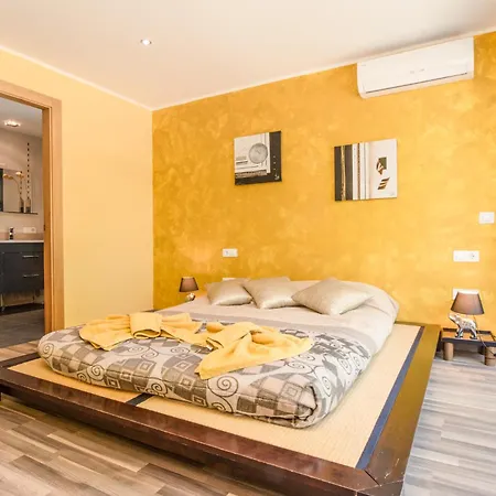 Goldhome - De Lujo Piscina Climatizada Con Jacuzzi 12 Personas Villa Empuriabrava