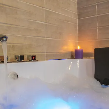 Goldhome - De Lujo Piscina Climatizada Con Jacuzzi 12 Personas * Empuriabrava