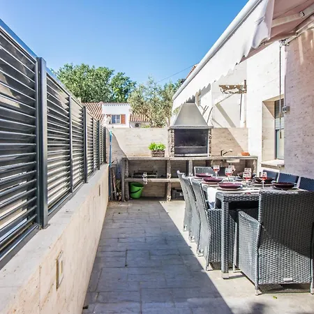 Goldhome - De Lujo Piscina Climatizada Con Jacuzzi 12 Personas
