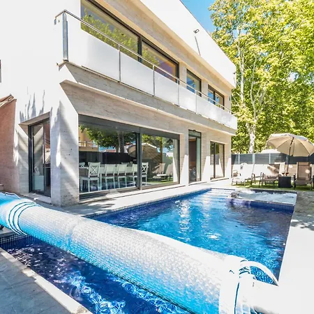 Goldhome - De Lujo Piscina Climatizada Con Jacuzzi 12 Personas